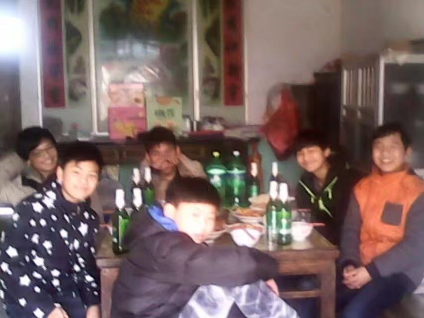 华八小伙第一次下厨为小肥庆生